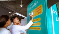 Sinergi Teknologi dan Ekologi: Indosat Kenalkan Mesin Penukar Sampah Berbasis IoT di Puncak Vokasi Expo 2025