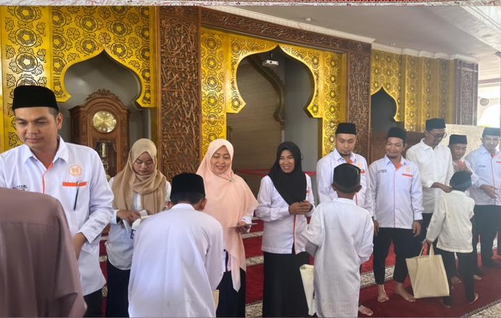 Seratus Anak Yatim dan Dhuafa Ikuti Acara Motivasi Pemuda ICMI Bengkulu