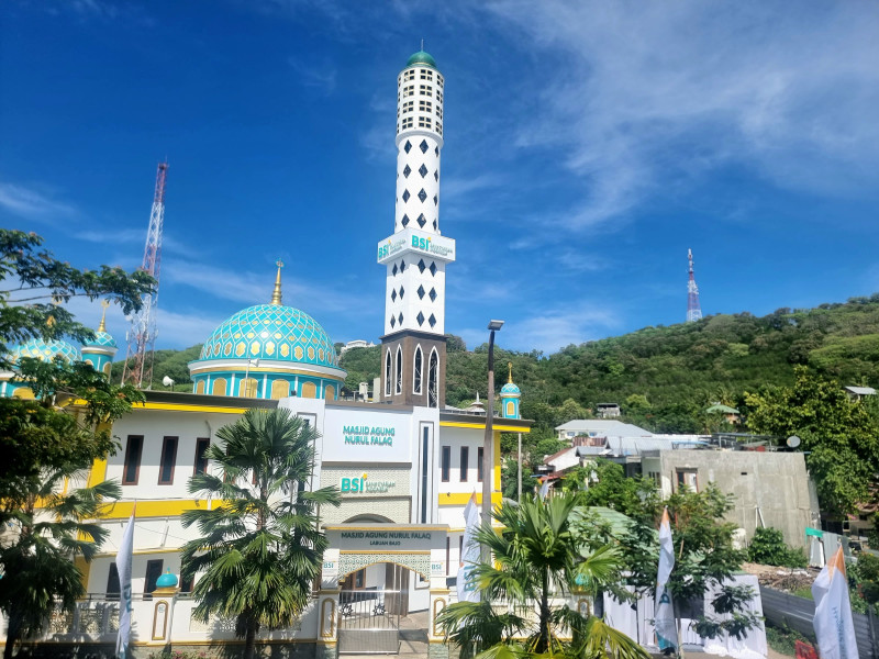 Masjid BSI di Destinasi Wisata Bromo dan Labuan Bajo, Menyediakan Ruang Ibadah dan Istirahat yang Nyaman Bagi Wisatawan