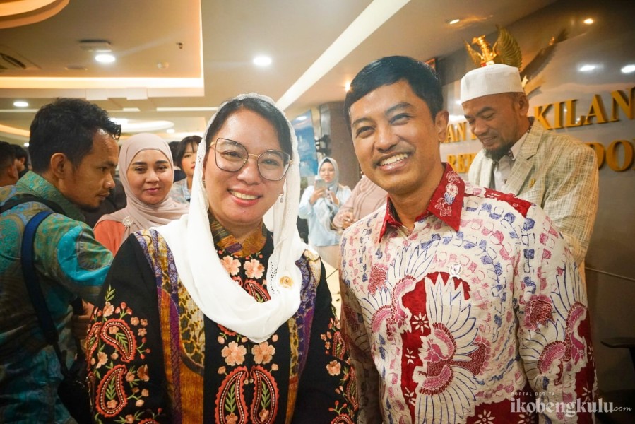 Senator Destita: Presiden Prabowo Dekatkan Layanan Kesehatan Masyarakat Lewat Apotek Desa Merah Putih
