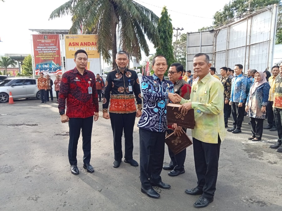 Kemenkumham Bengkulu Beri Penghormatan kepada Pegawai Purnabakti