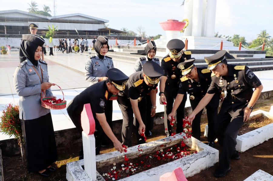 Upacara Ziarah dan Tabur Bunga untuk Hari Bhakti Pemasyarakatan ke-60 Tahun 2024