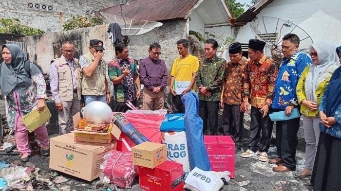 Pemkab Kepahiang Salurkan Bantuan untuk Korban Kebakaran di Kelurahan Pensiunan