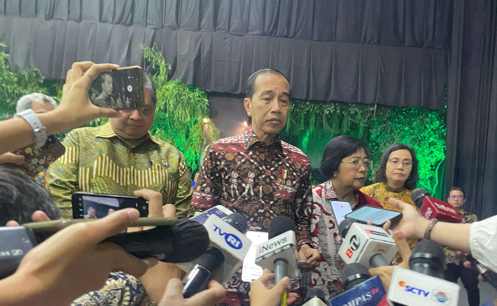 Penyerahan SK Hutan Sosial oleh Jokowi: Wujud Komitmen Lindungi Lingkungan dan Perbaiki Iklim