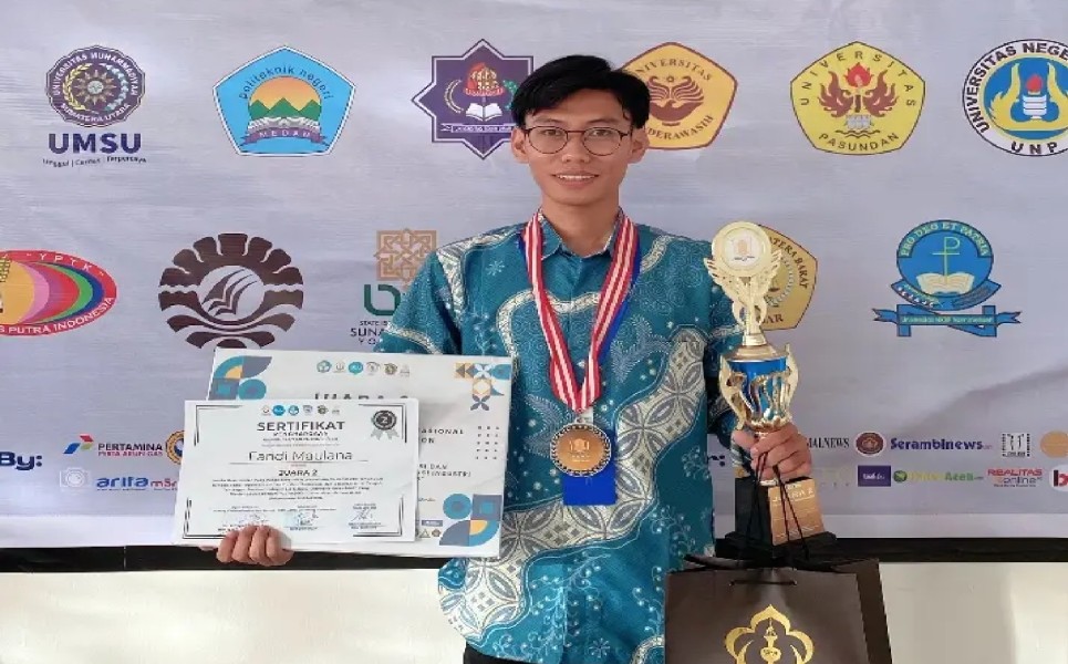 Mahasiswa UIN Fatmawati Sukarno Bengkulu Raih Juara 2 Lomba Orasi Ilmiah di Ajang Nasional PKMN-UBC 2025