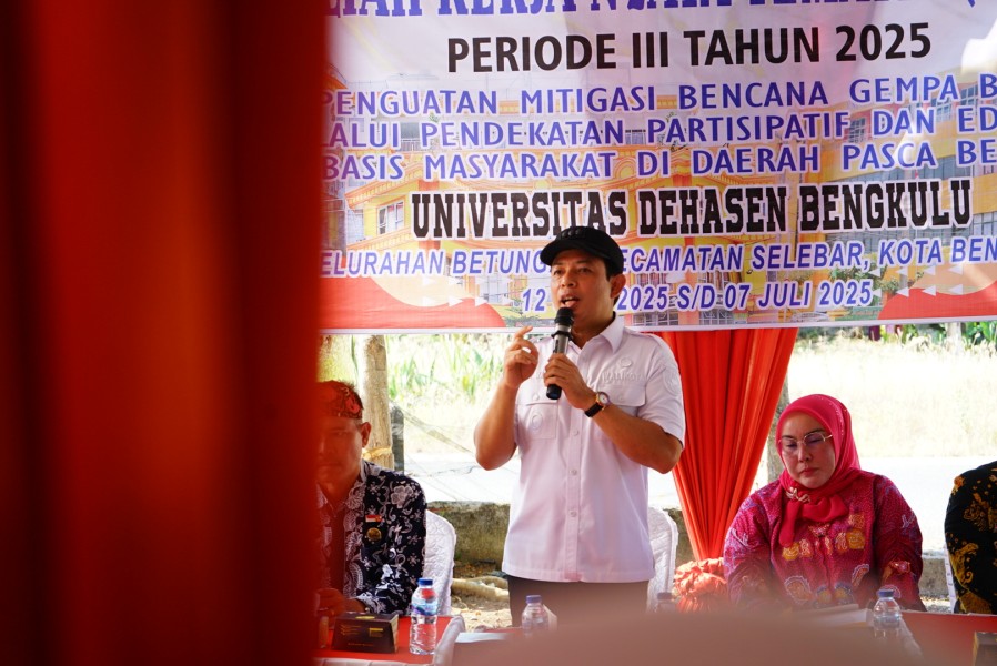Walikota Lakukan Ini Agar Wisatawan Tak Kapok ke Pantai Panjang
