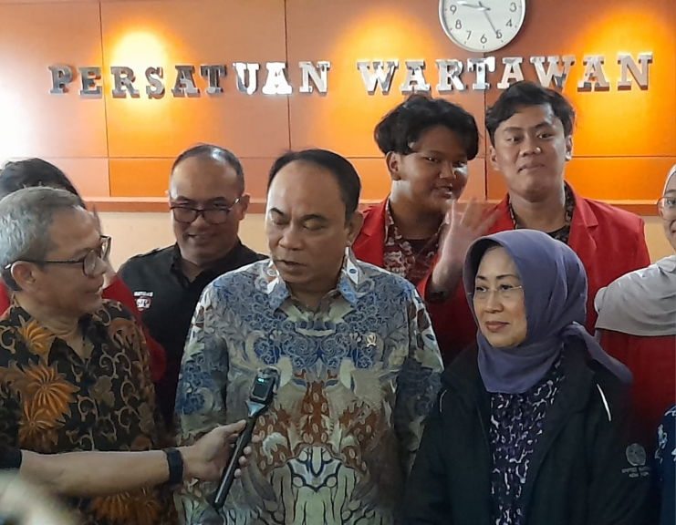 Kominfo Beri Peringatan Keras kepada Platform Media Sosial X Terkait Iklan Judi Online