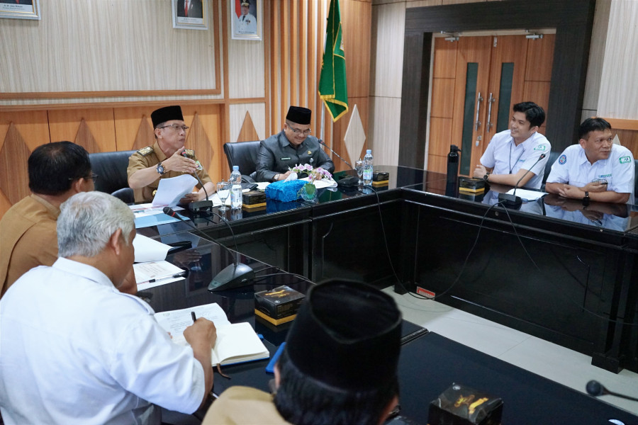 Gubernur Rohidin Hadirkan Layanan Kesehatan Terpadu di Desa Air Sulau Bengkulu Selatan
