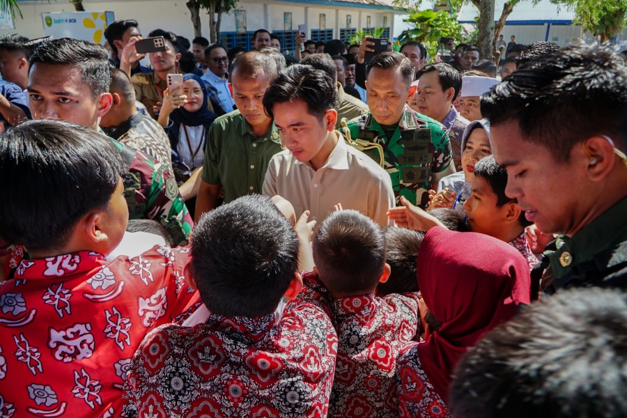 Wapres Gibran Tinjau Pelaksanaan MBG di SD Negeri 61 Kota Bengkulu