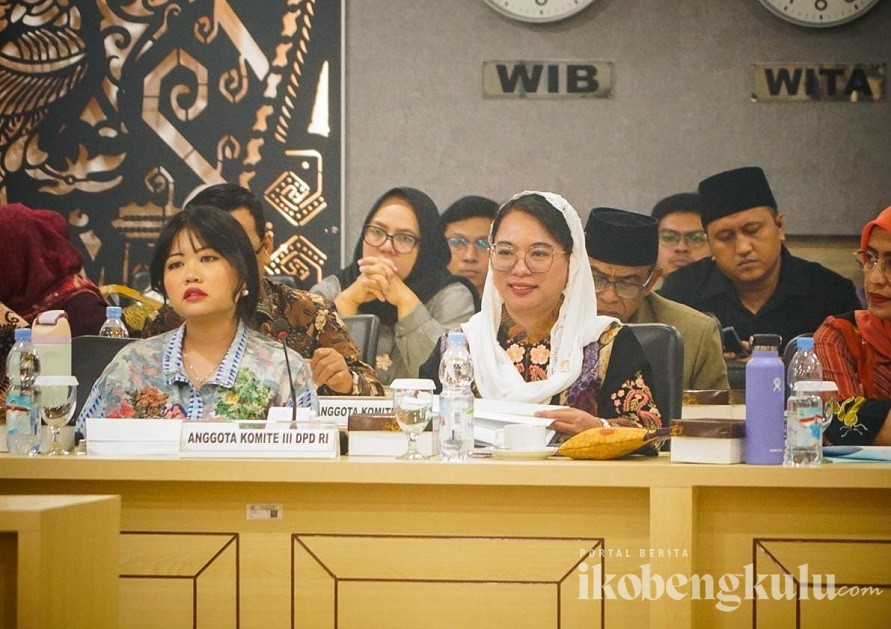Kaleidoskop Satu Tahun Senator Kerudung Putih: Dari Bengkulu untuk Indonesia