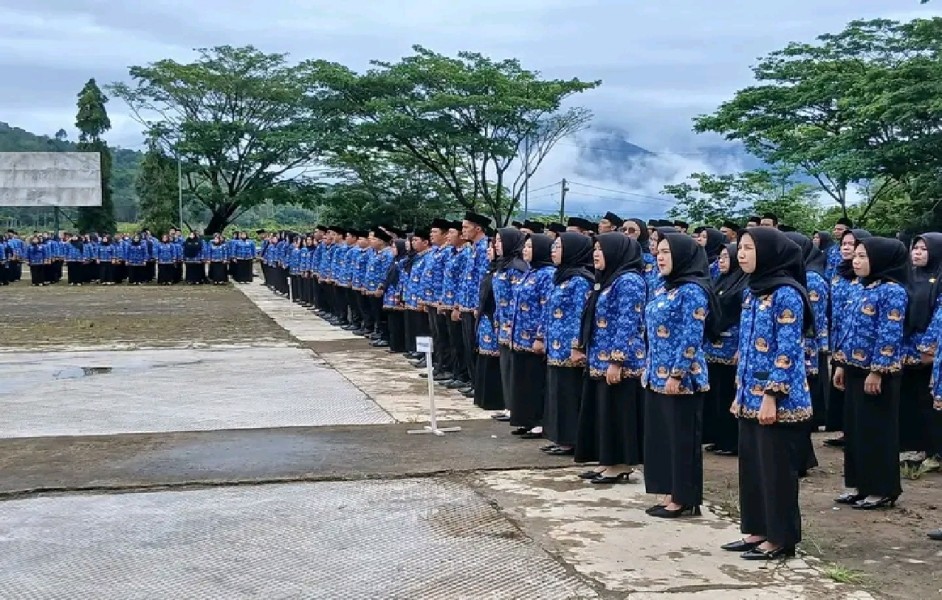 Bupati Azhari: Syukuri Status ASN dengan Pengabdian, Bukan dengan Gaya Hidup