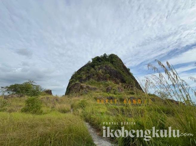 Bukit Kandis Bengkulu Tengah Tawarkan Keindahan Alam