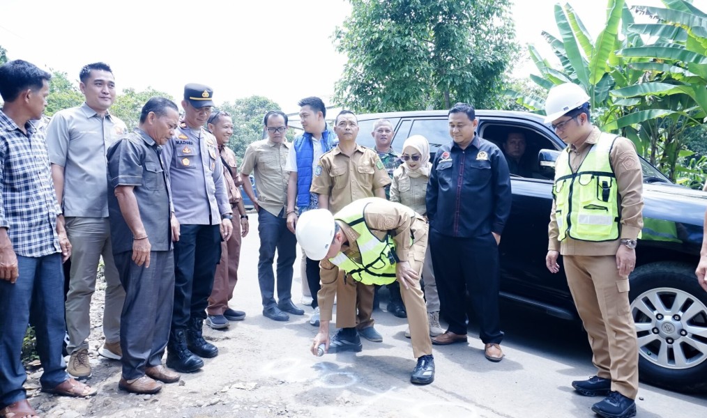 Tiga Ruas Jalan Strategis di Rejang Lebong Mulai Dibangun, Bupati Fikri Tinjau Titik Nol