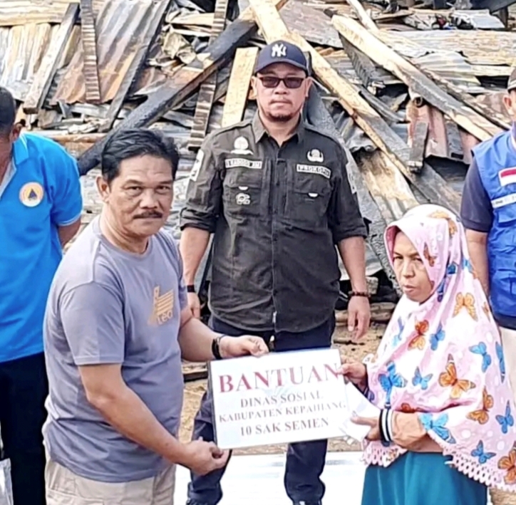 Pemkab Kepahiang Salurkan Bantuan bagi Korban Kebakaran di Desa Sosokan Taba
