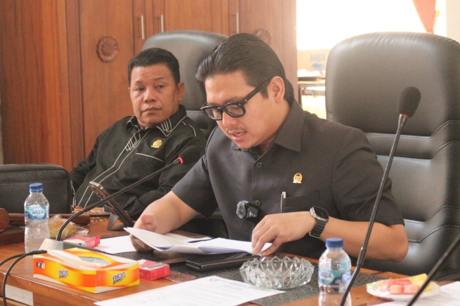 Tiga Komisi DPRD Kepahiang Serahkan Laporan Hasil Pembahasan LHP BPK RI atas LKPD 2024