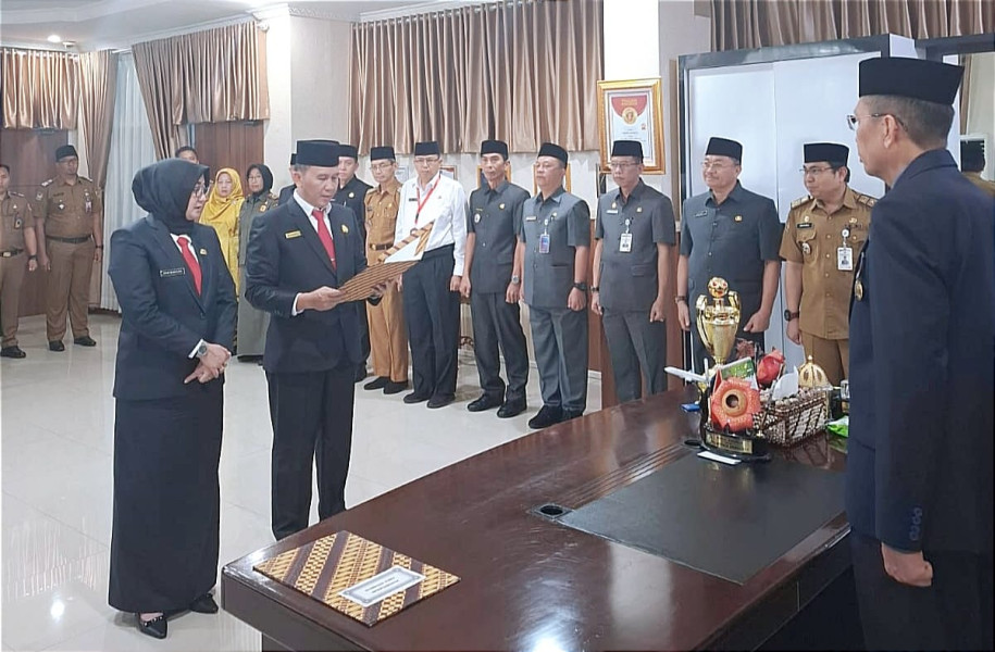Terobosan Baru! Sekda Bengkulu Lantik Pejabat Kunci Disdukcapil dan Pendidikan
