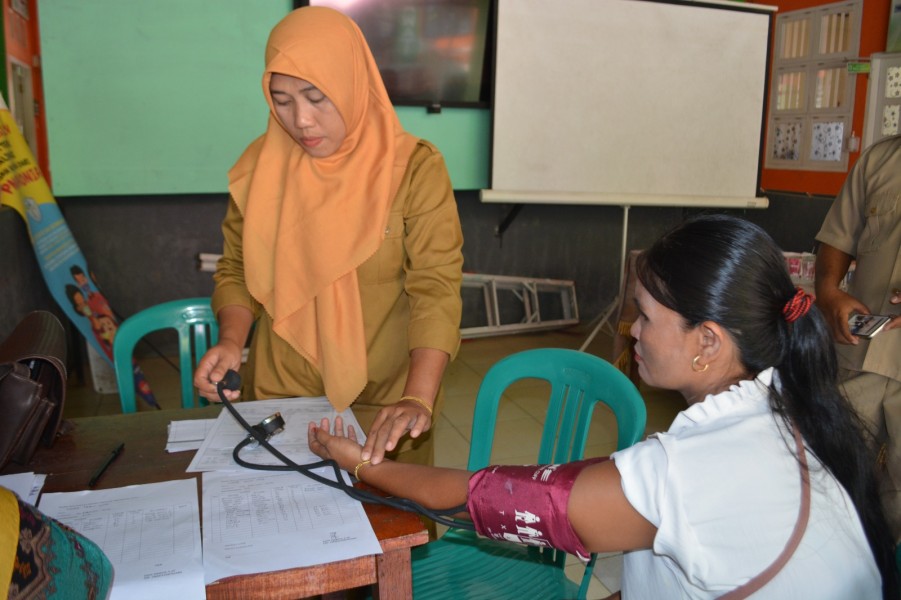 Baksos KB Wilayah Khusus Garap Daerah Perbatasan