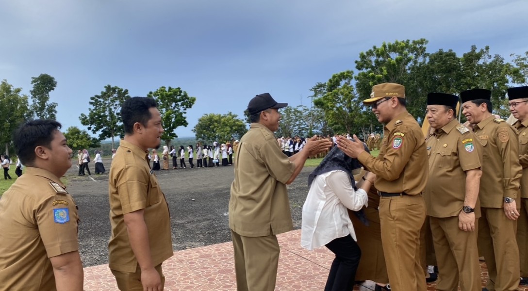 Bupati Seluma Mutasi 53 Pejabat, Termasuk Pengembalian ASN Non Job, Ini Alasannya