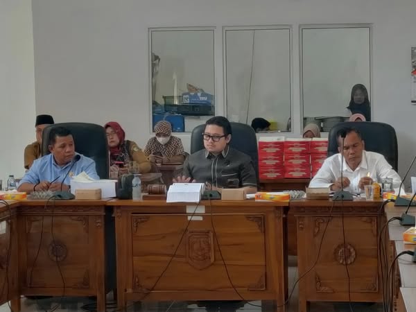 Banggar dan TAPD Tuntaskan Pembahasan Raperda Pertanggungjawaban APBD Kepahiang 2024
