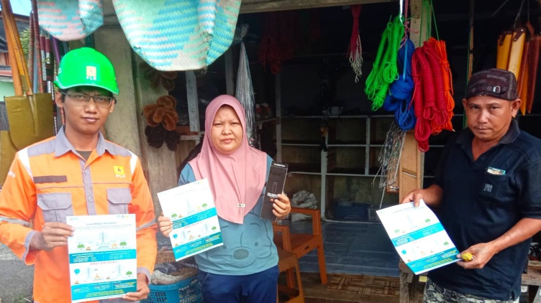 Pastikan Keselamatan Warga, PLN UPT Bengkulu Lakukan Pengukuran Medan Magnet dan Listrik Serta Edukasi Bahaya Listrik kepada Warga