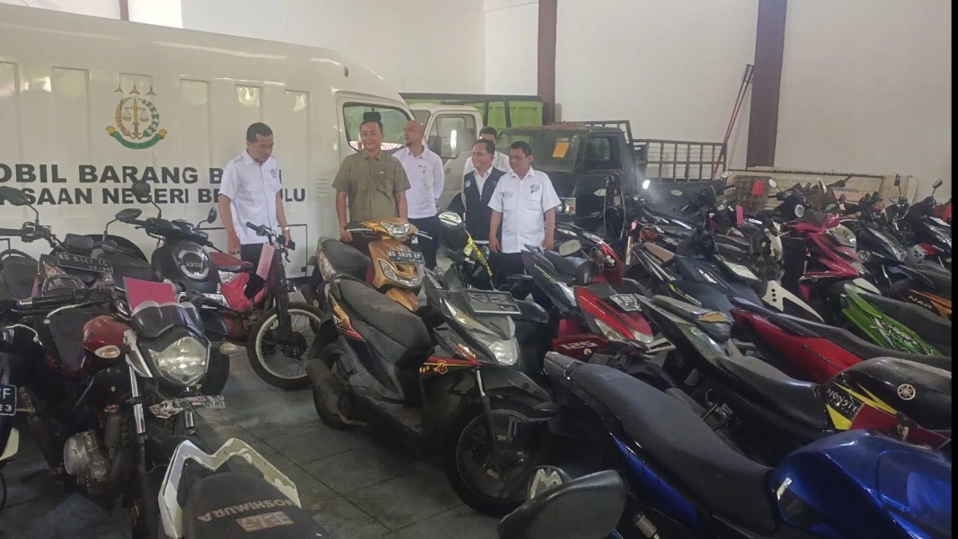 Kejari Bengkulu Bengkulu Gandeng SMK Rawat Barang Bukti Rampasan