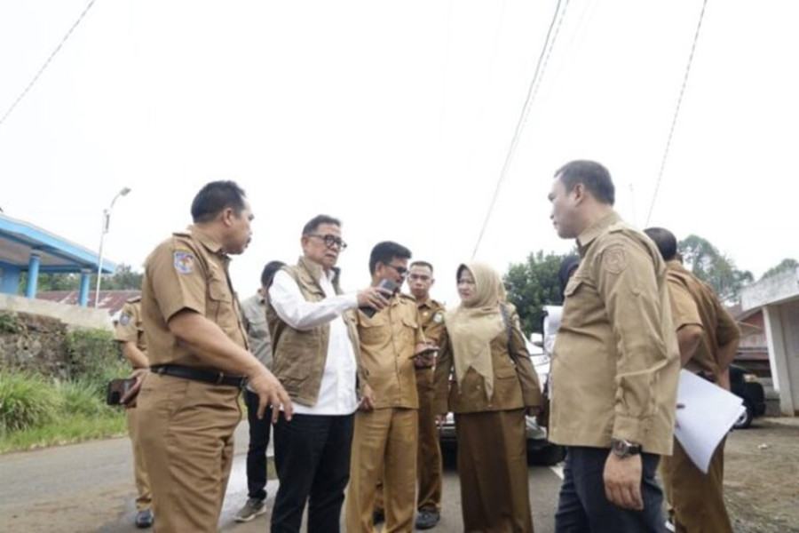 Sekda Kepahiang Dampingi Bupati Pantau Progres Pembangunan Jalan Hotmix untuk Pastikan Kualitas dan Target Tercapai