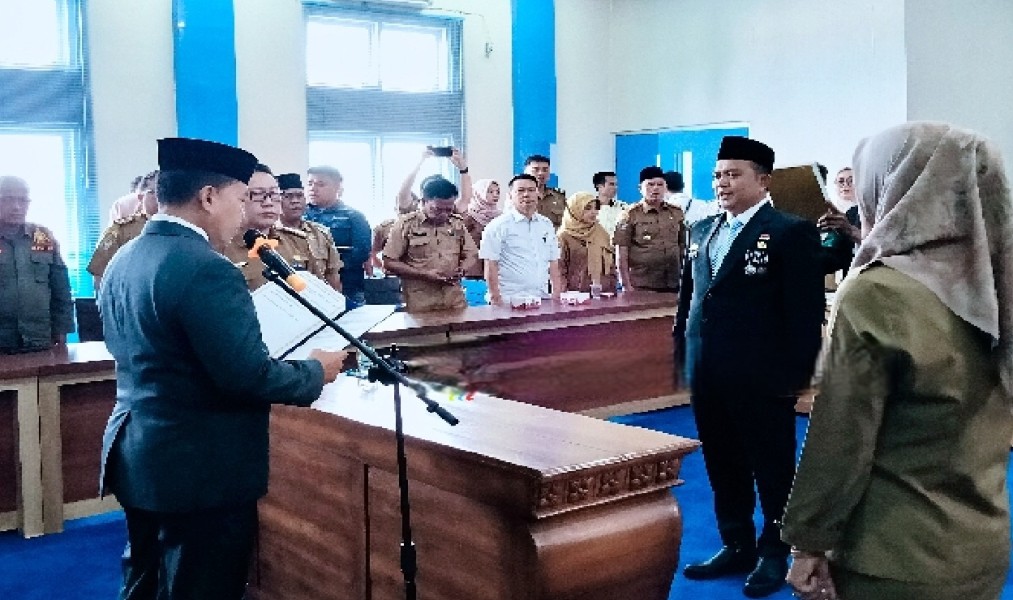 Isi Kekosongan Pucuk Pimpinan Birokrasi, Bupati Azhari Beri Mandat Khusus ke Syarifuddin