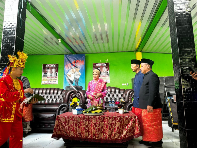 Tokoh Adat dan Masyarakat Seluma Deklarasikan Dukungan untuk RoMer dan Erjon, Apresiasi Tinggi untuk Meriani sebagai Putri Bengkulu