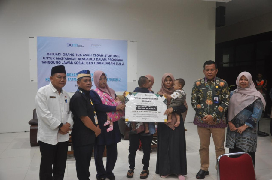 Upaya Cegah Stunting, Angkasa Pura Bengkulu Santuni Puluhan KRS