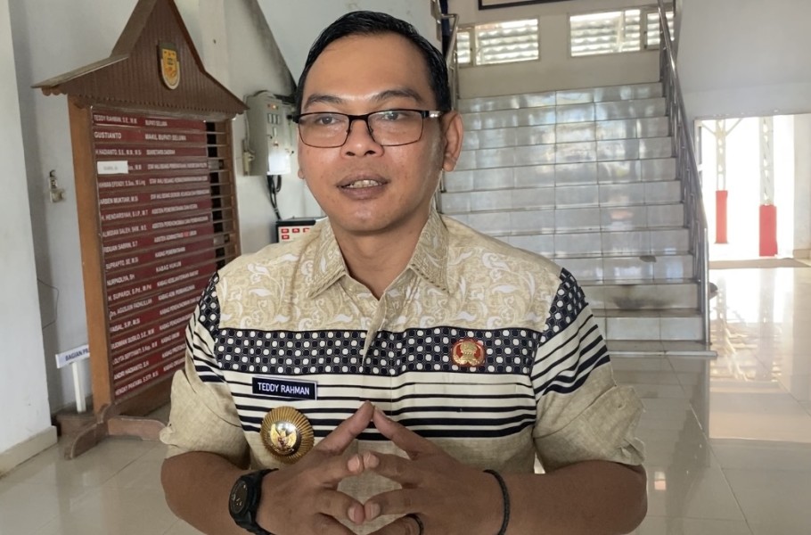 Pesta HUT RI di Simpang 6 Tais Dipastikan Hoaks, Bupati Teddy: Kita Sedang Efisiensi Anggaran
