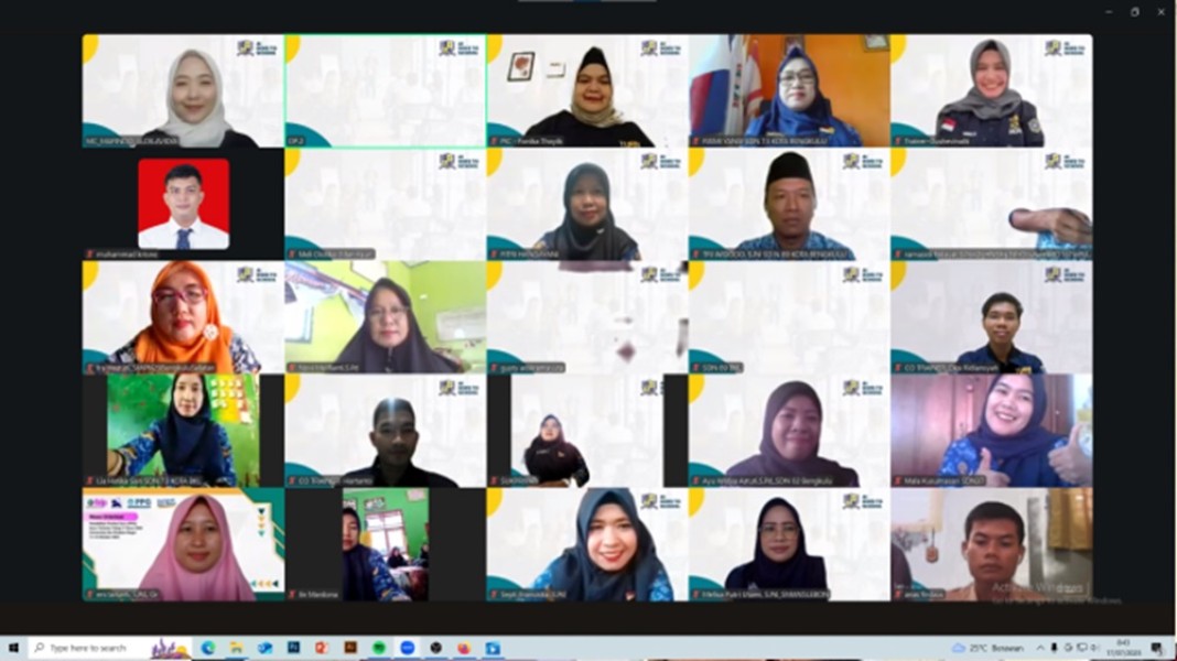 134 Guru Ikuti Kelas Kecerdasan Artifisial AI Goes to School Mafindo Bengkulu