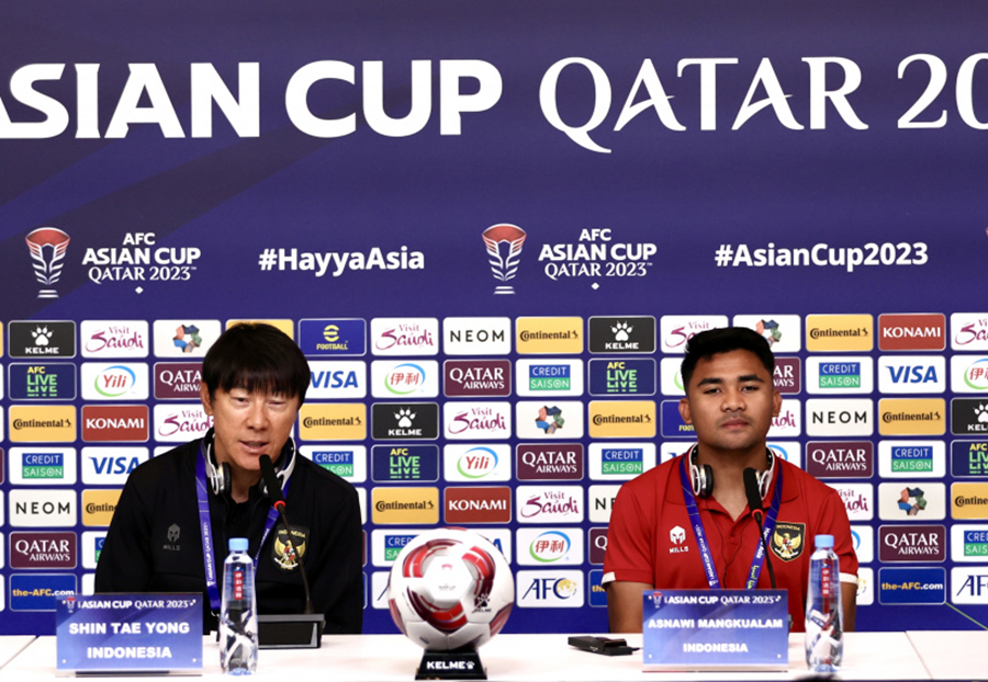 Timnas Indonesia Bersiap Hadapi Irak di Piala Asia 2023: Asnawi dan Shin Tae-yong Optimis Raih Poin Perdana