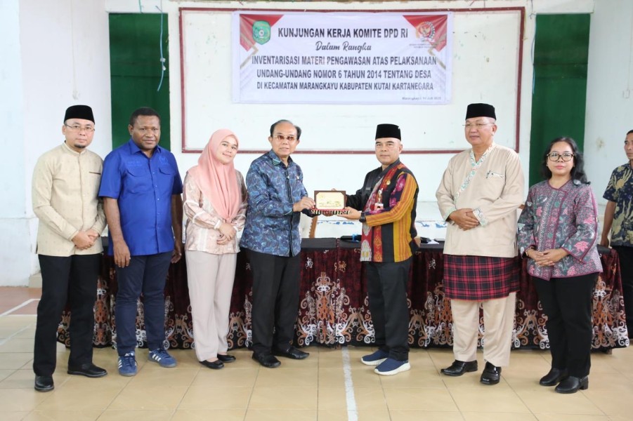 Inventarisasi Materi Pengawasan UU Desa, Komite I DPD RI Tinjau Langsung Pelaksanaannya di Kutai Kartanegara