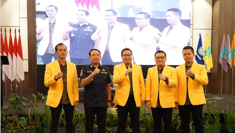 Walikota : Jangan Pernah Berpikir Kuliah Untuk Jadi PNS