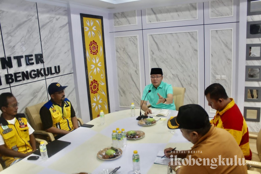 Gubernur Rohidin Ambil Langkah Cepat Atasi Jalan Ambles di Liku 9 Bengkulu Tengah