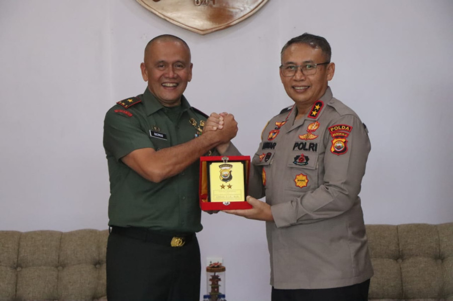 Kapolda Bengkulu Perkuat Sinergitas dengan Kunjungan Silaturahmi ke Korem 041/GAMAS