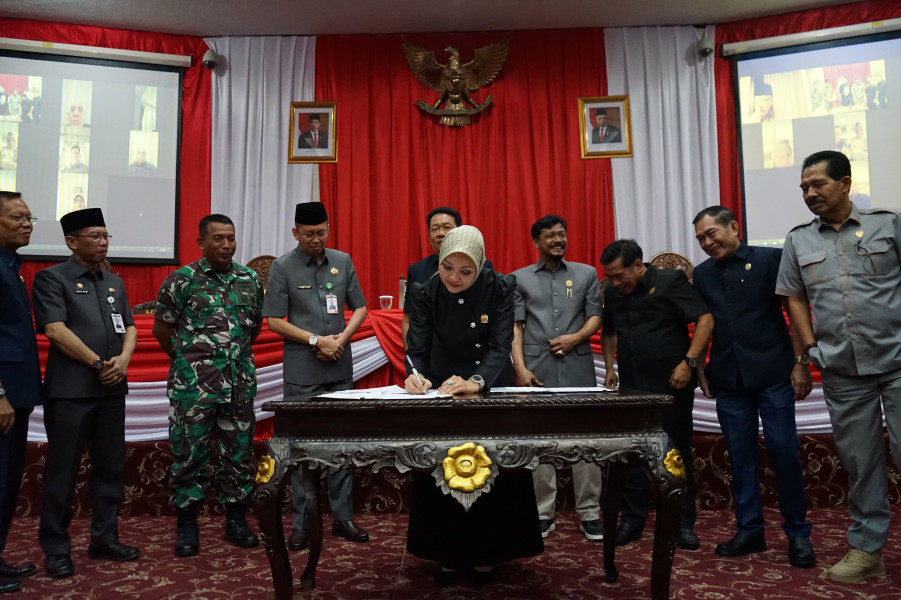 DPRD Bengkulu Tandatangani Nota Kesepakatan KUA-PPAS APBD-P 2024