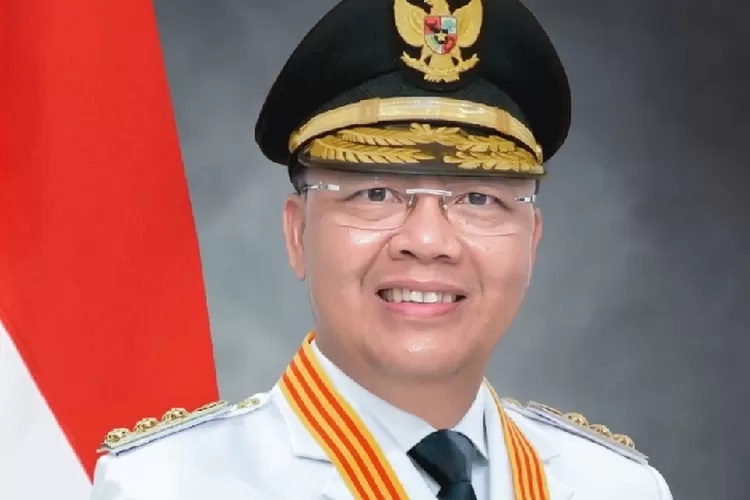 Dari Pesan WhatsApp ke Aksi Nyata: Gubernur Rohidin Bantu Warga Aktifkan BPJS Kesehatan