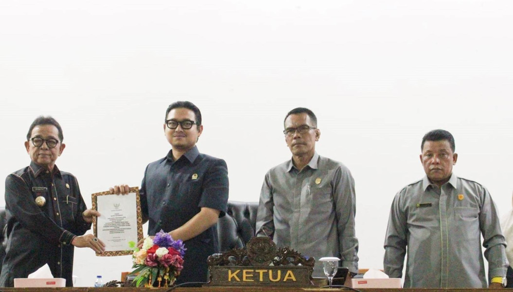 Bupati Kepahiang Jawab Pandangan Fraksi DPRD dalam Pembahasan Raperda APBD 2025