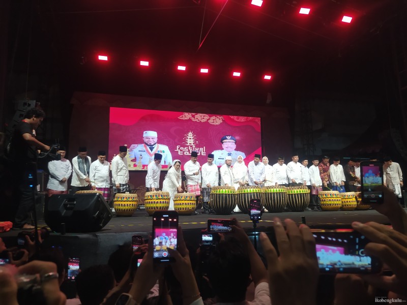 Resmi Dibuka, Warga Antusias Saksikan Festival Tabot 2025