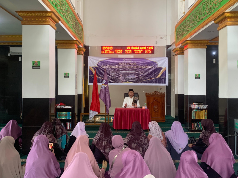 Dani Hamdani Titipkan Pesan Kepemimpinan Ala Rasulullah di Acara Pelantikan Salimah Kota Bengkulu