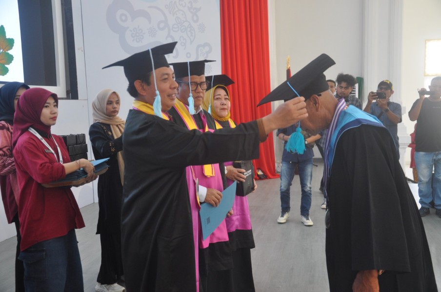 Walikota Bengkulu: Sekolah Lansia Dorong Orang Tua Tetap Aktif dan Berdaya