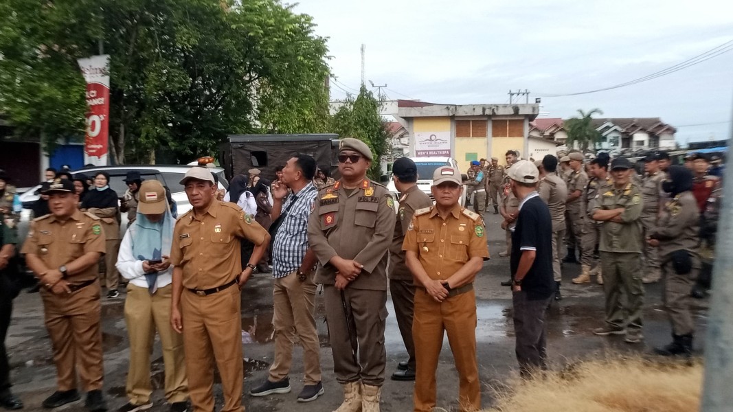 Kedepankan Sisi Humanis, Penertiban PKL Pasar Minggu Disertai Tawaran Bansos dan Bedah Rumah