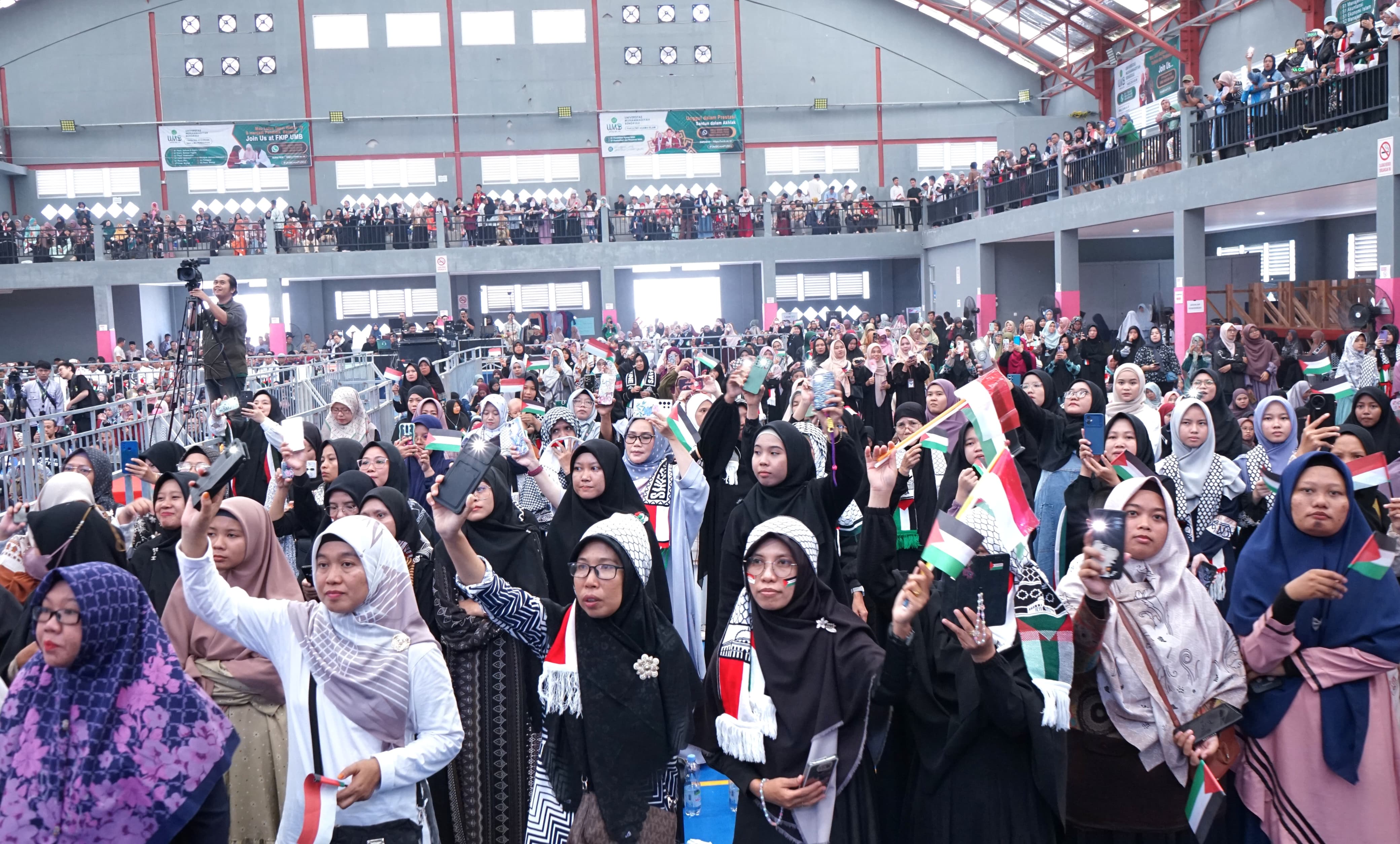 Penggalangan Dana Palestina: Gubernur Rohidin Serukan Dukungan di Bengkulu Live Concert